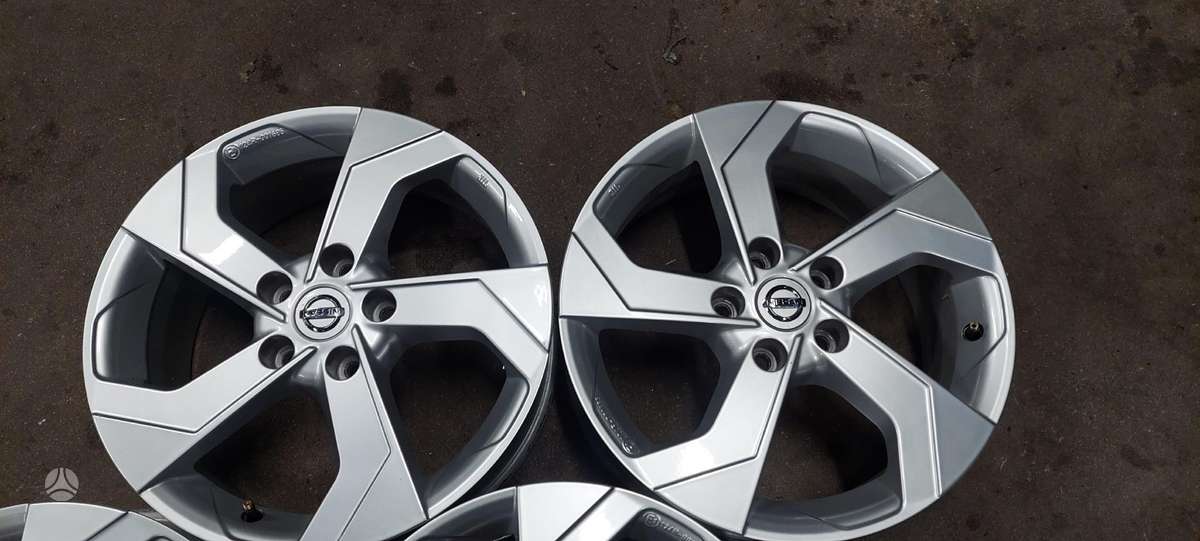 Nissan, lengvojo lydinio, R17