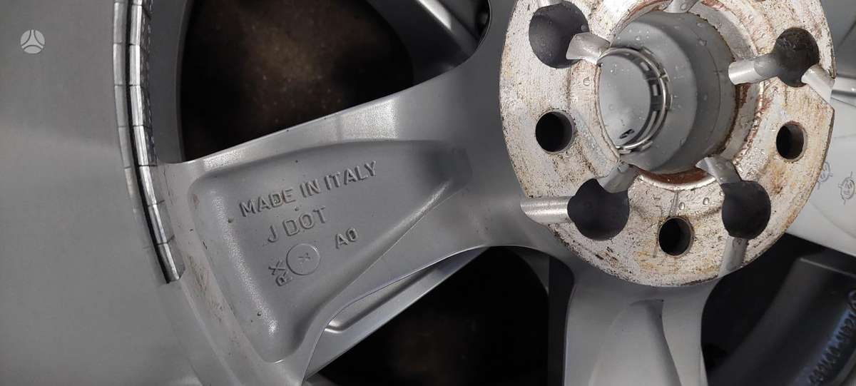 Nissan, lengvojo lydinio, R17