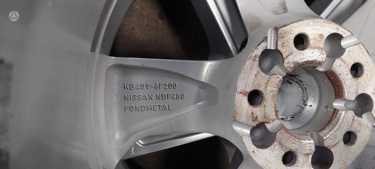 Nissan, lengvojo lydinio, R17