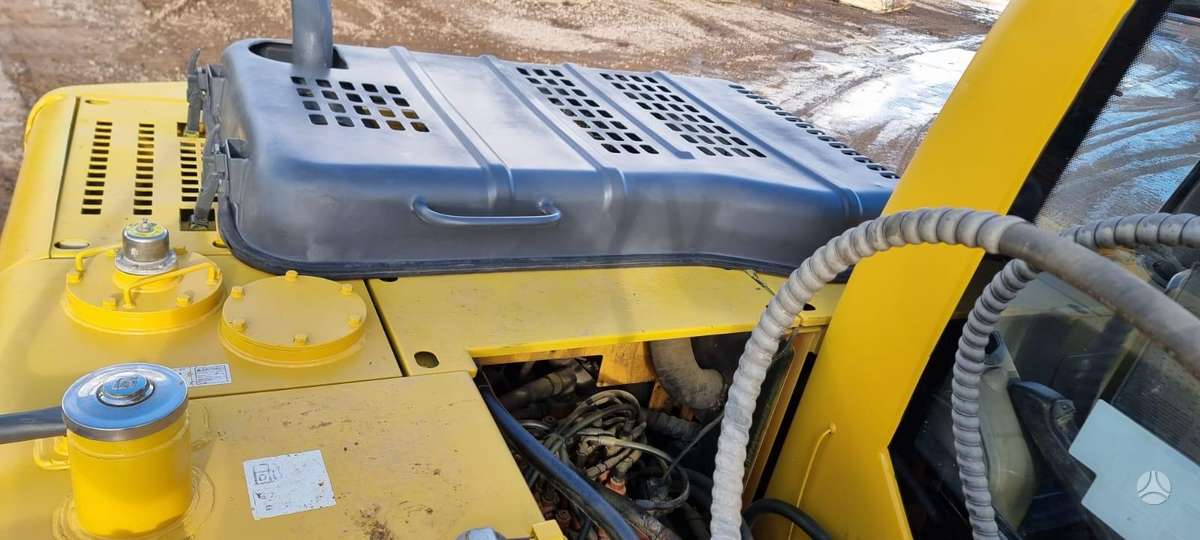 Komatsu LiuGong CLG 915D, экскаваторы