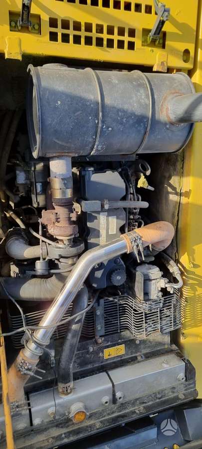Komatsu LiuGong CLG 915D, ekskavatoriai