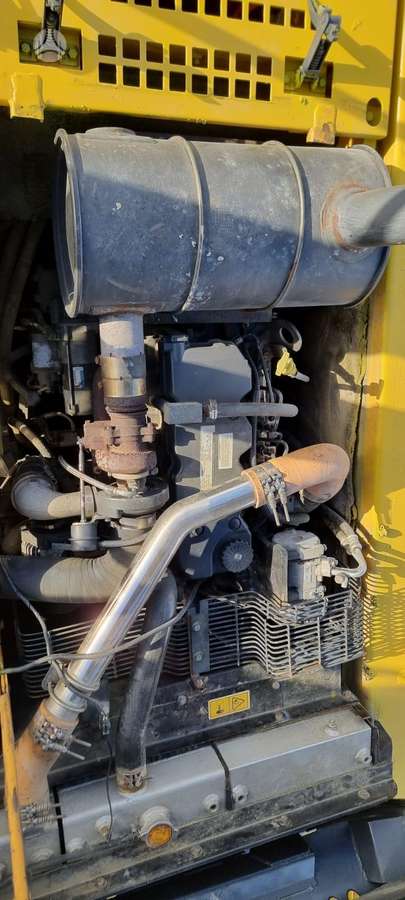 Komatsu LiuGong CLG 915D, экскаваторы