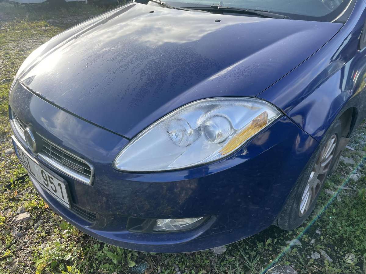 Fiat Bravo dalimis