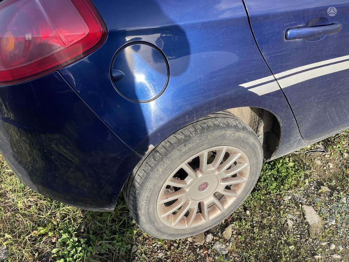 Fiat Bravo dalimis