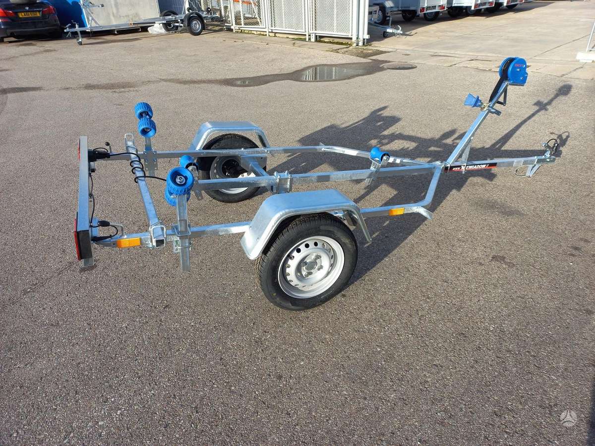 Niewiadow P400, boat / watercraft