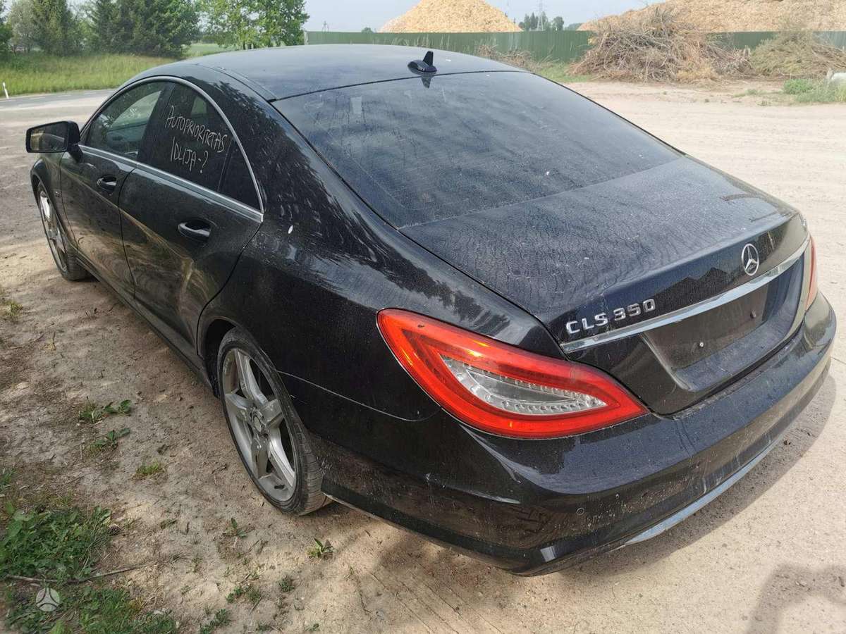 Mercedes-Benz CLS350 по частям