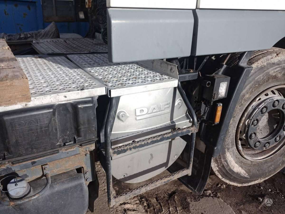 DAF FT XF105, vilkikai