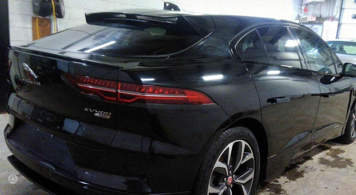 Jaguar I-Pace Automobilis dalimis