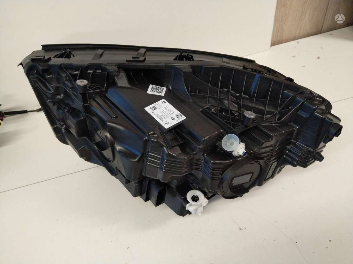 Mercedes-Benz GLA klasė lights