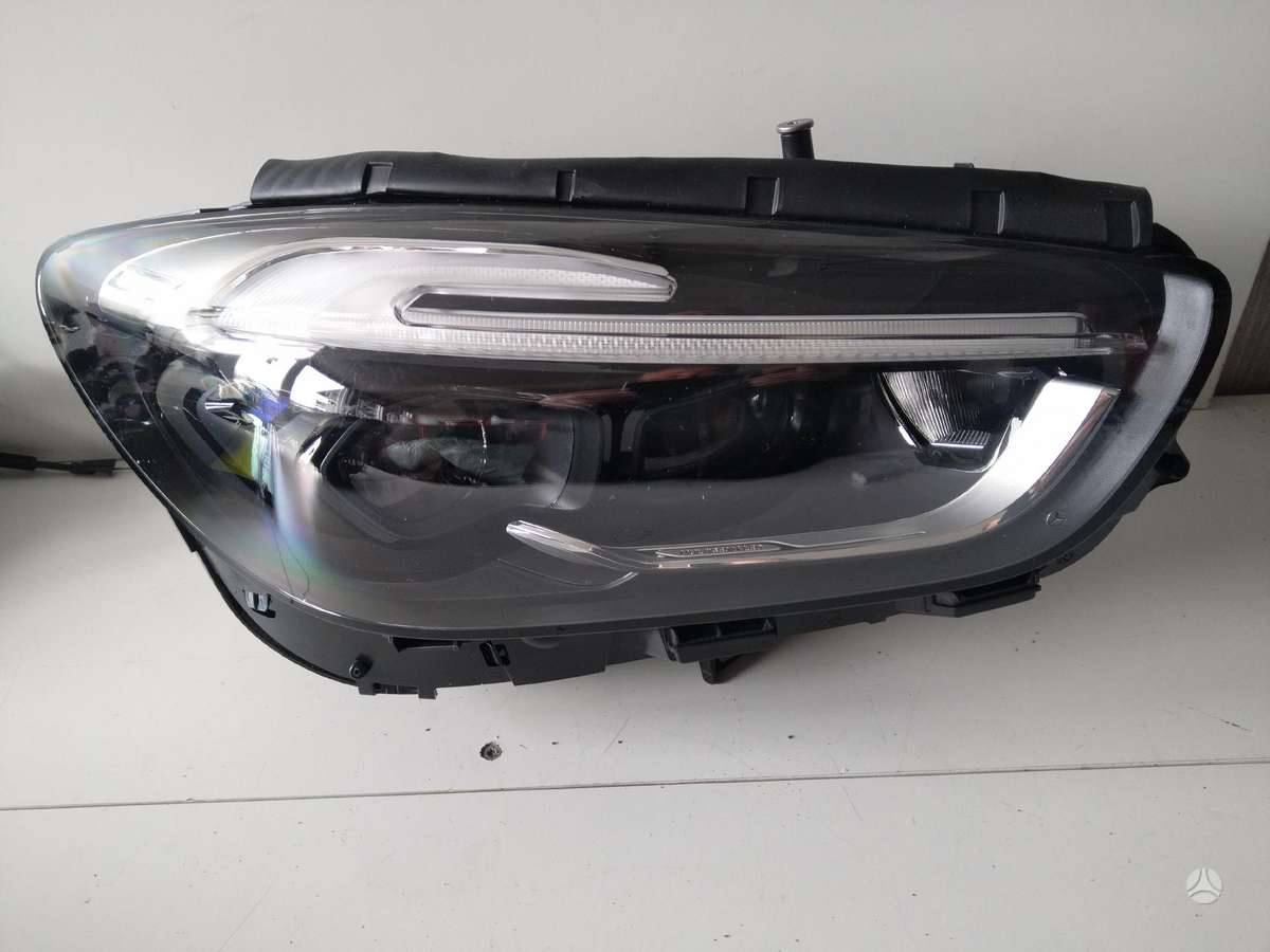 Mercedes-Benz B klasė lights