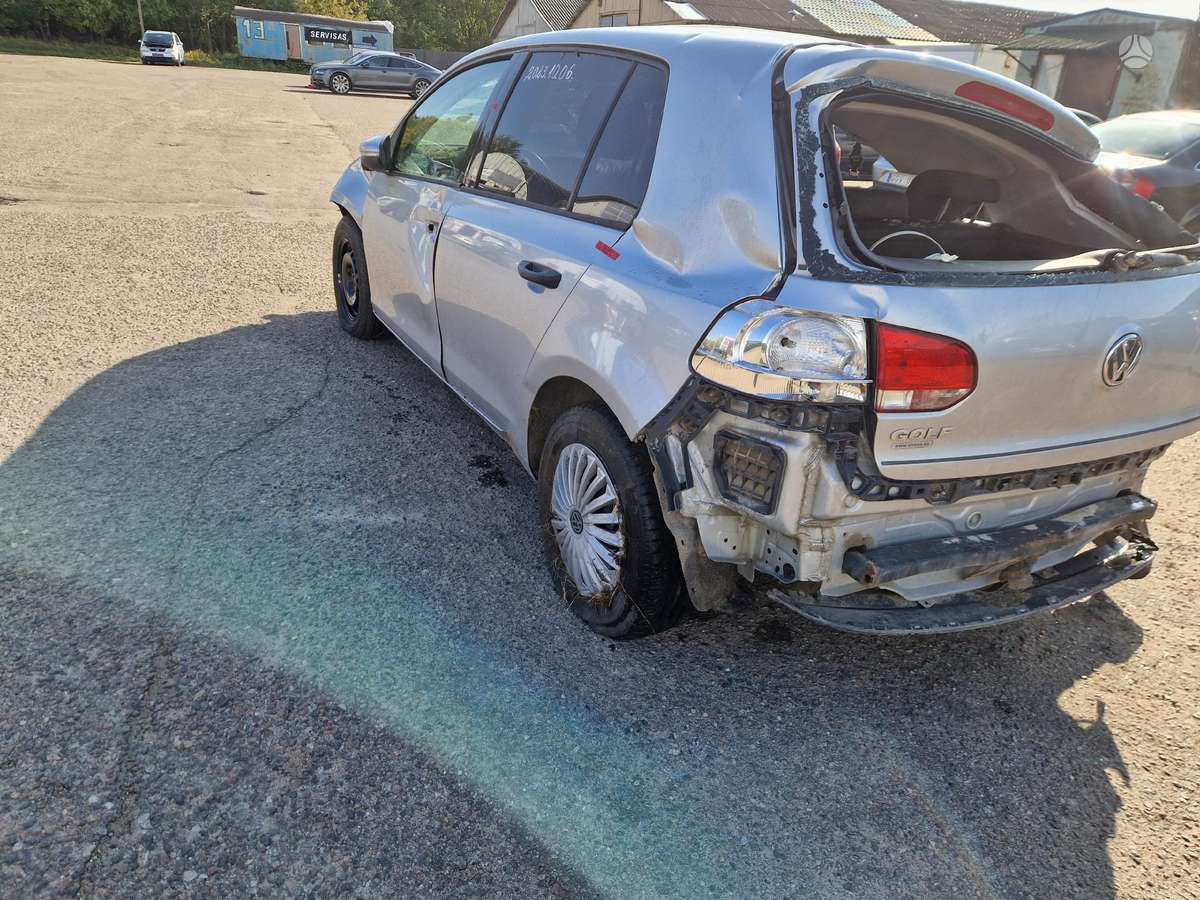Volkswagen Golf Minsko pl 33a 5 angaras