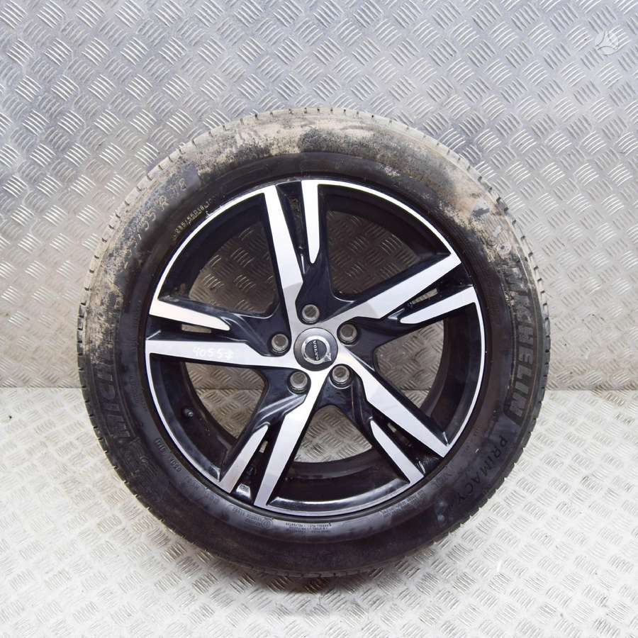 Volvo XC-40, lengvojo lydinio, R18