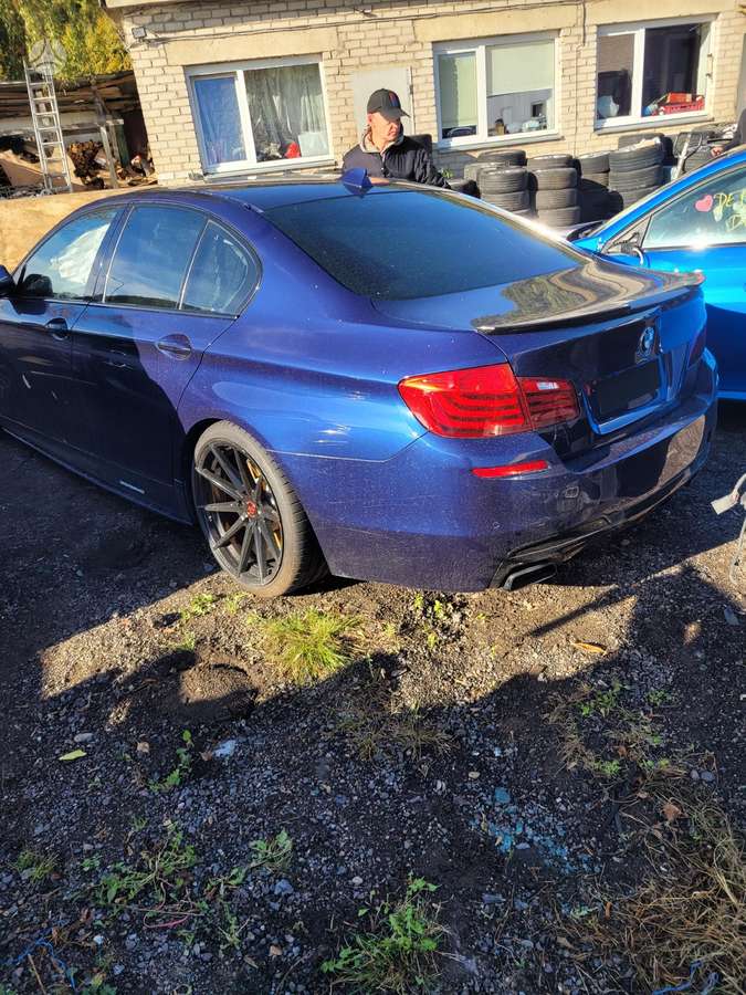 BMW 550 rezerves daļās