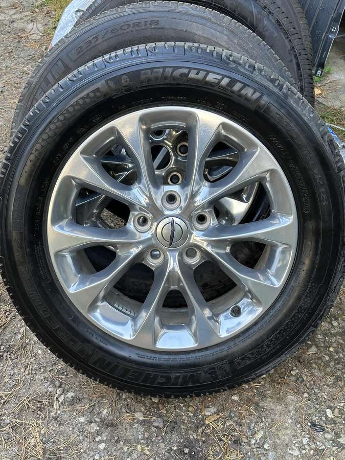 Chrysler Pacifica chassis parts