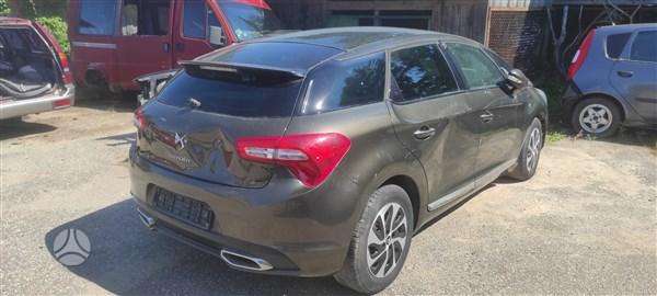 Citroen DS5
