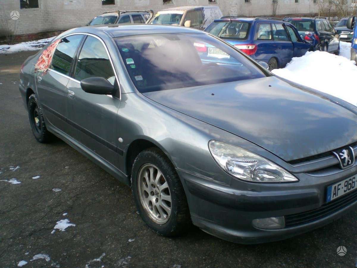 Peugeot 607