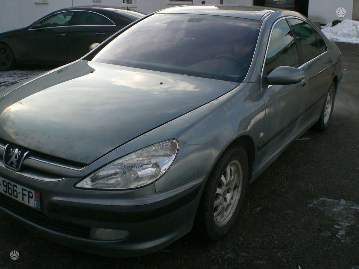 Peugeot 607