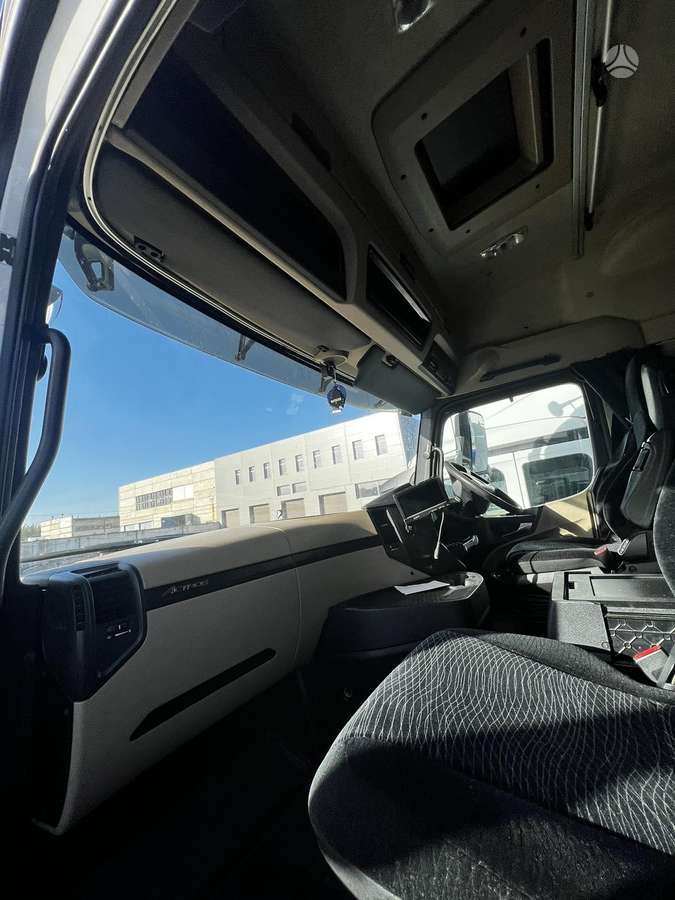 Mercedes-Benz ACTROS, тягачи