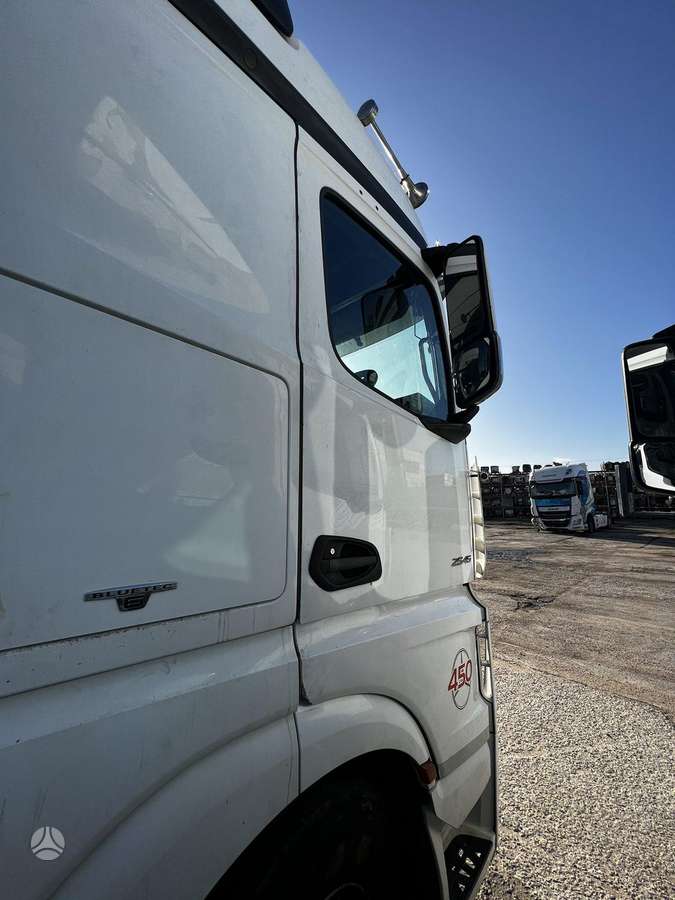 Mercedes-Benz ACTROS, тягачи