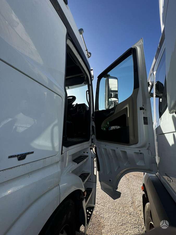 Mercedes-Benz ACTROS, тягачи