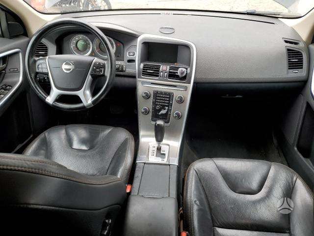 Volvo XC60 Spalvos kodas 492 46