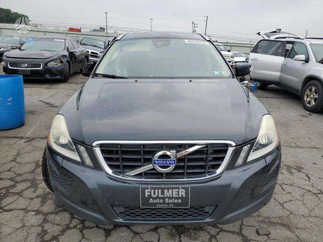 Volvo XC60 Spalvos kodas 492 46