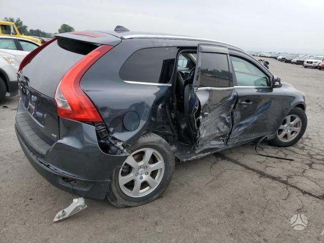 Volvo XC60 Spalvos kodas 492 46