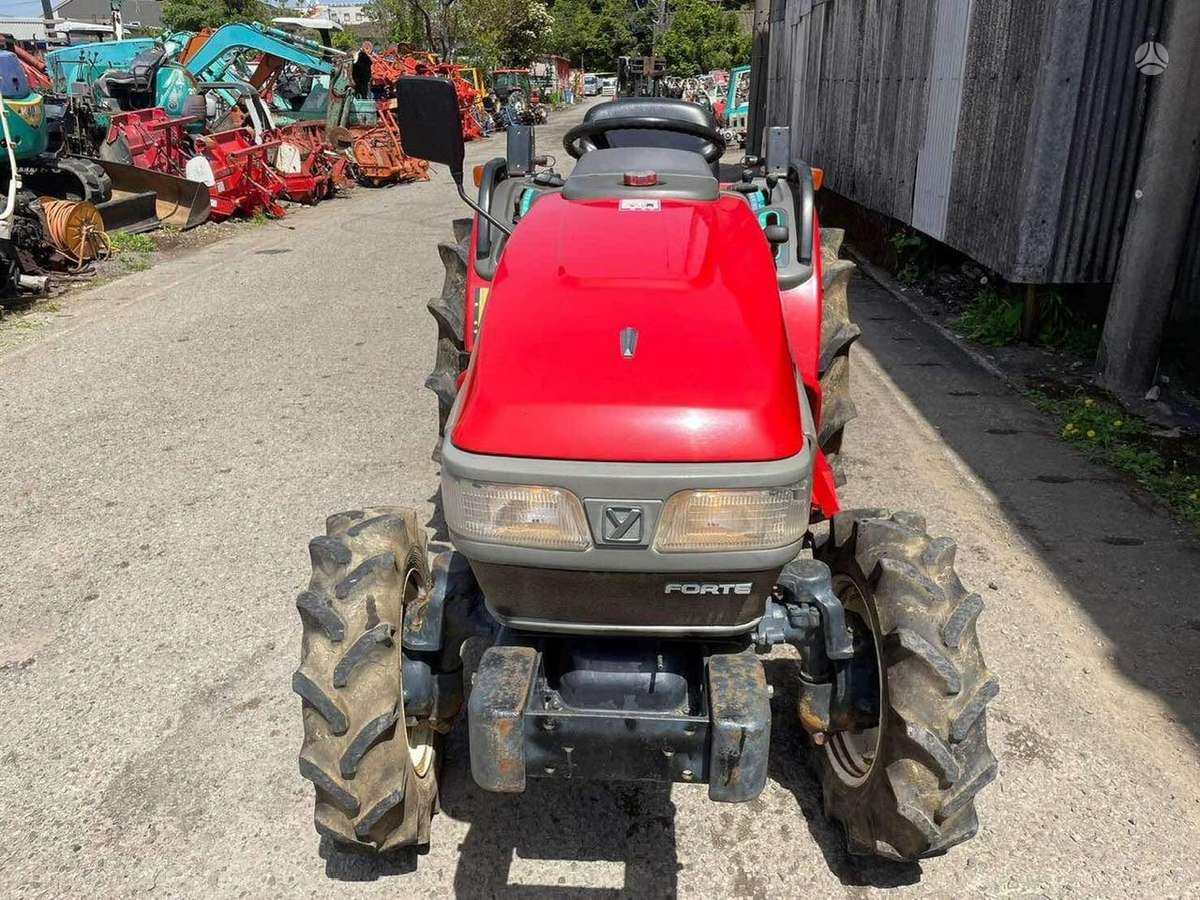 Kubota GL, traktori