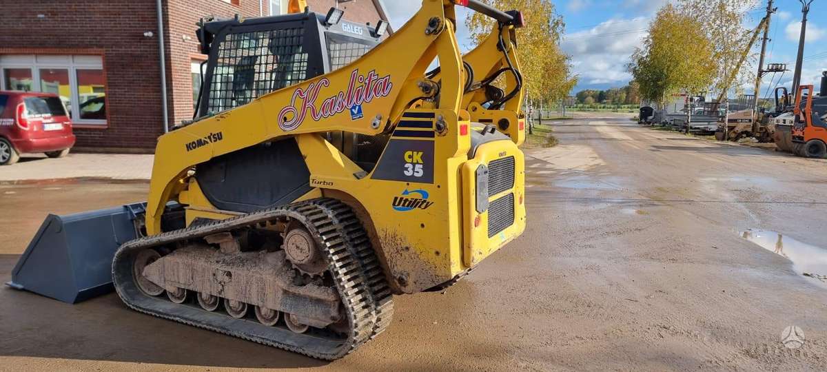 Komatsu CK35-1, mini loaders