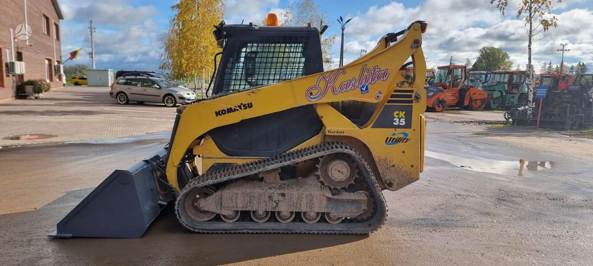 Komatsu CK35-1, mini loaders