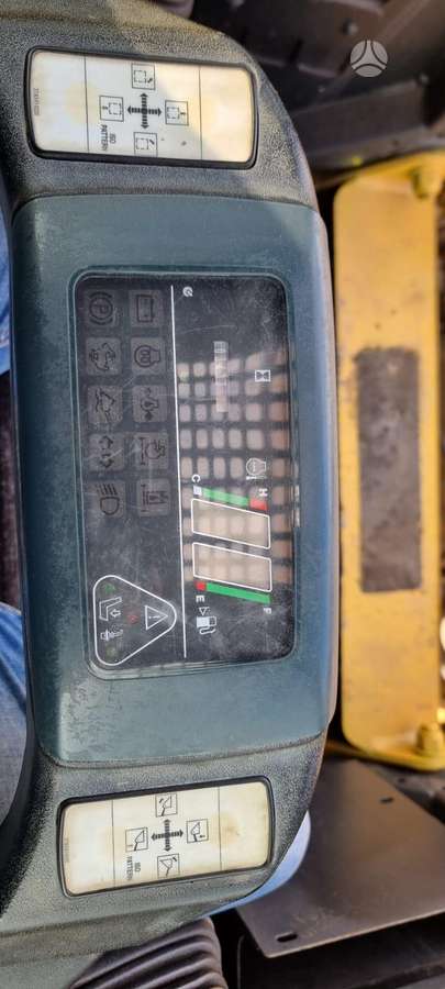 Komatsu CK35-1, мини-погрузчики