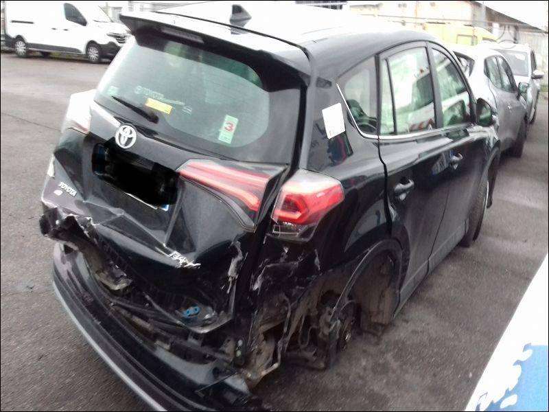 Toyota RAV4 по частям