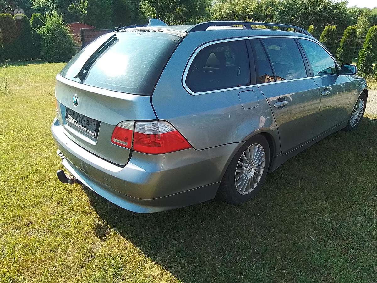 BMW 530 Dalimis