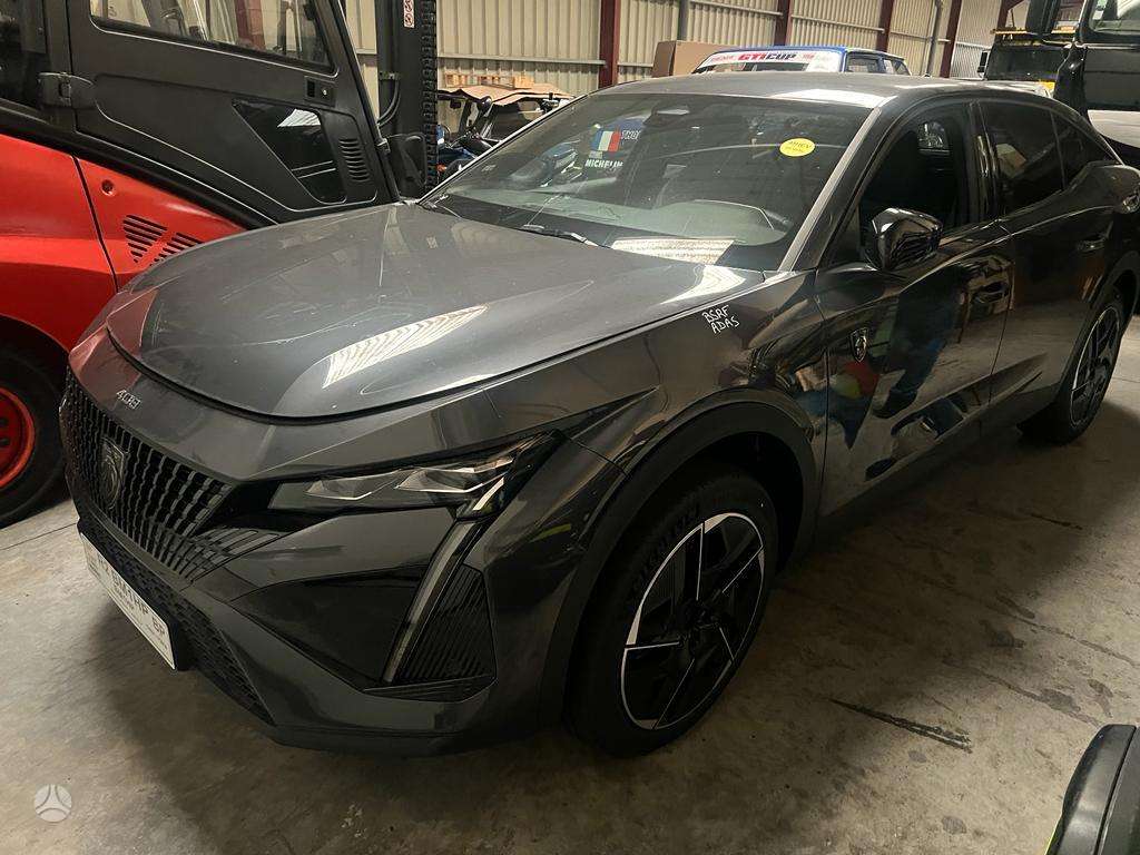 Peugeot 408