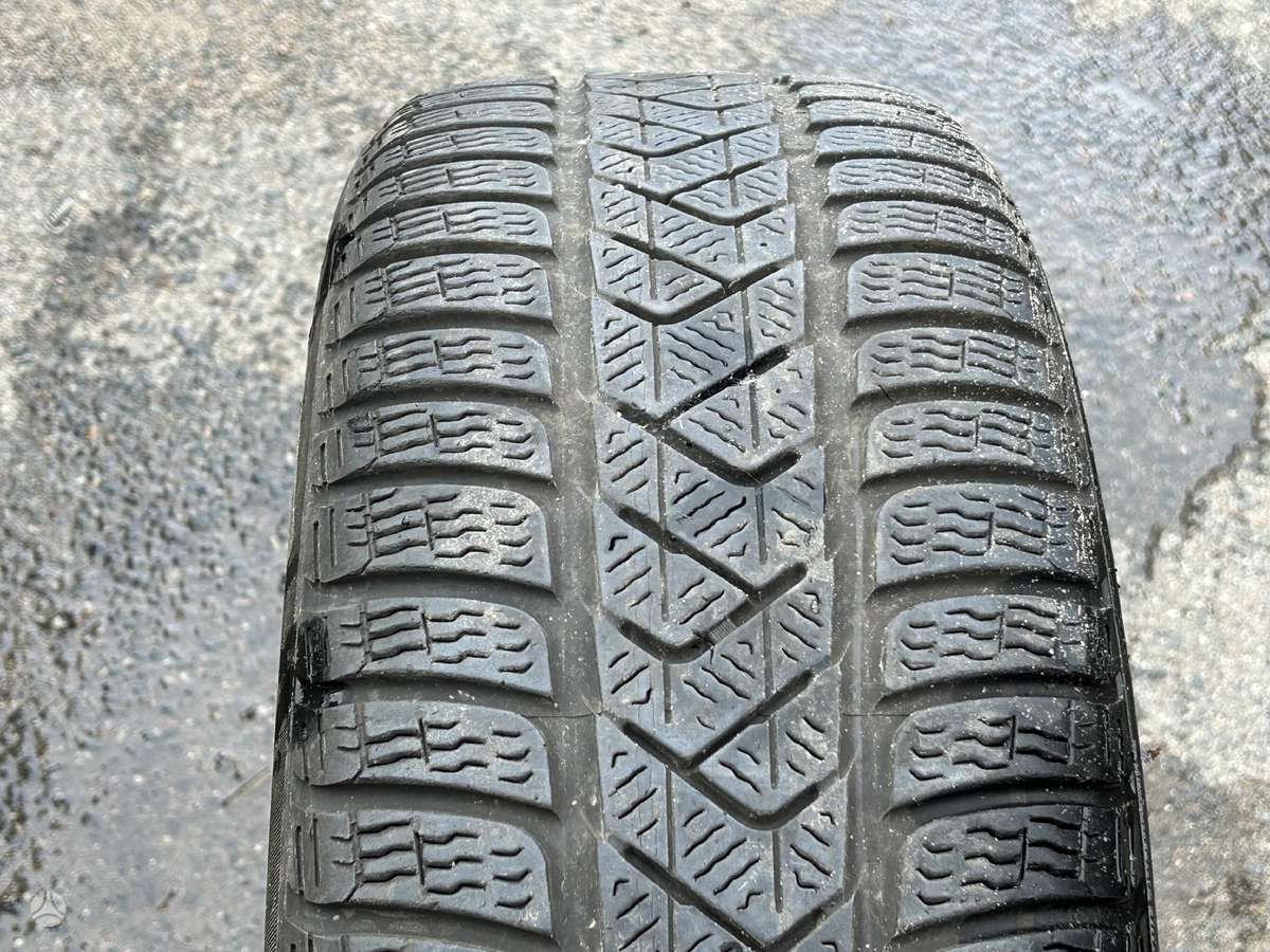 Pirelli Sottozero 3, winter 215/55 R17