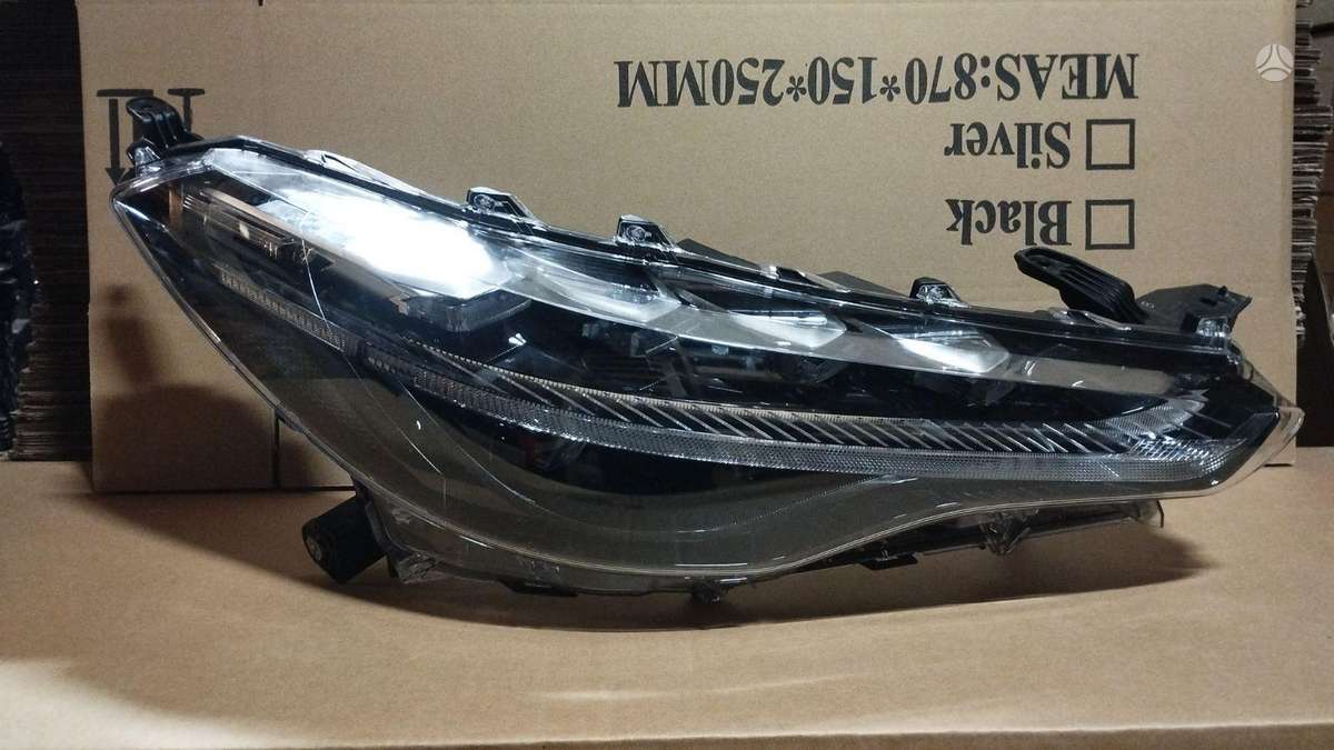 Toyota Corolla Cross детали кузова
