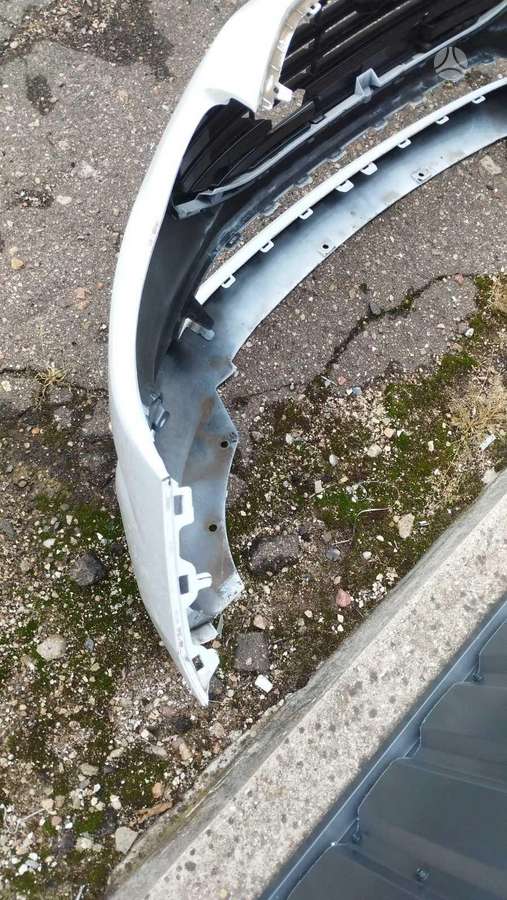 Ford Fiesta kėbulo dalys