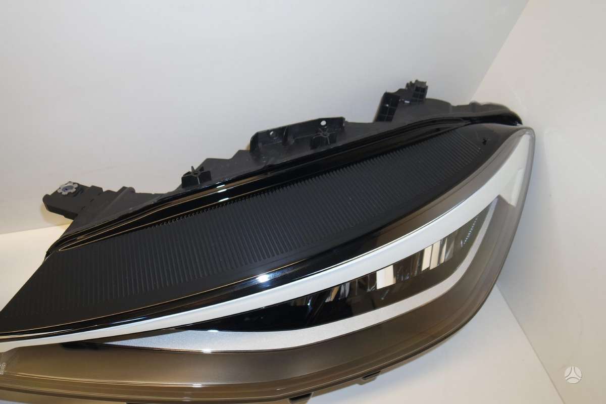 Volkswagen ID.4 lights