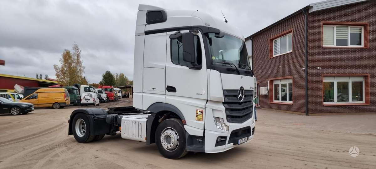 Mercedes-Benz ACTROS 1845, double sleeper