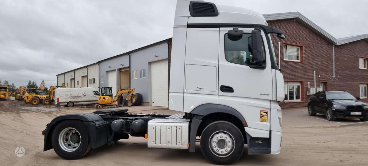 Mercedes-Benz ACTROS 1845, double sleeper