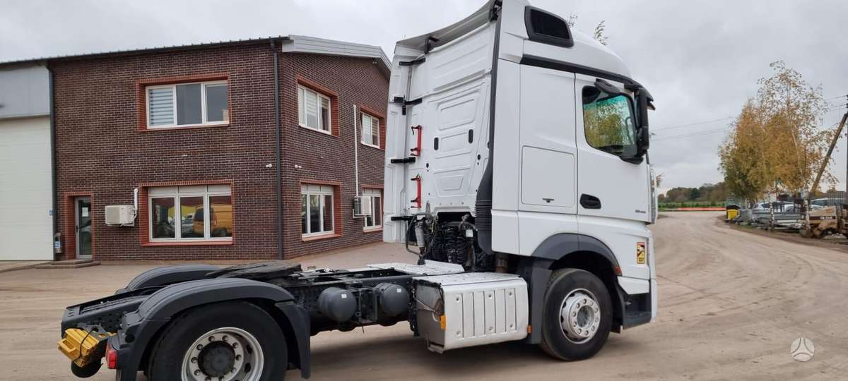 Mercedes-Benz ACTROS 1845, double sleeper