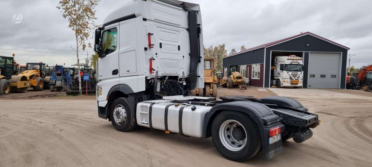 Mercedes-Benz ACTROS 1845, double sleeper