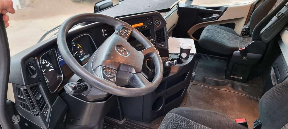 Mercedes-Benz ACTROS 1845, double sleeper