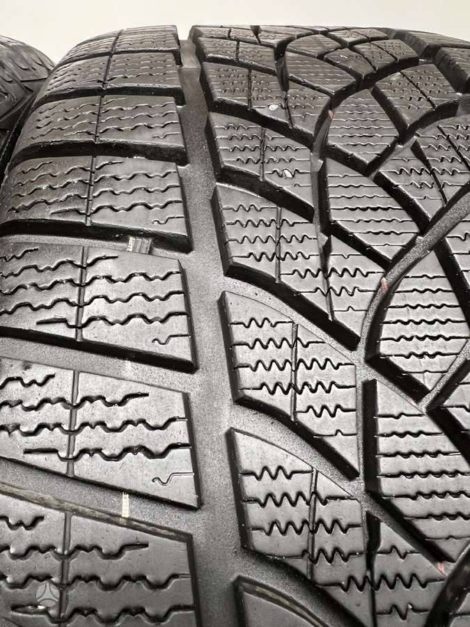 Goodyear UltraGrip Perfomance 85%, winter 265/40 R20