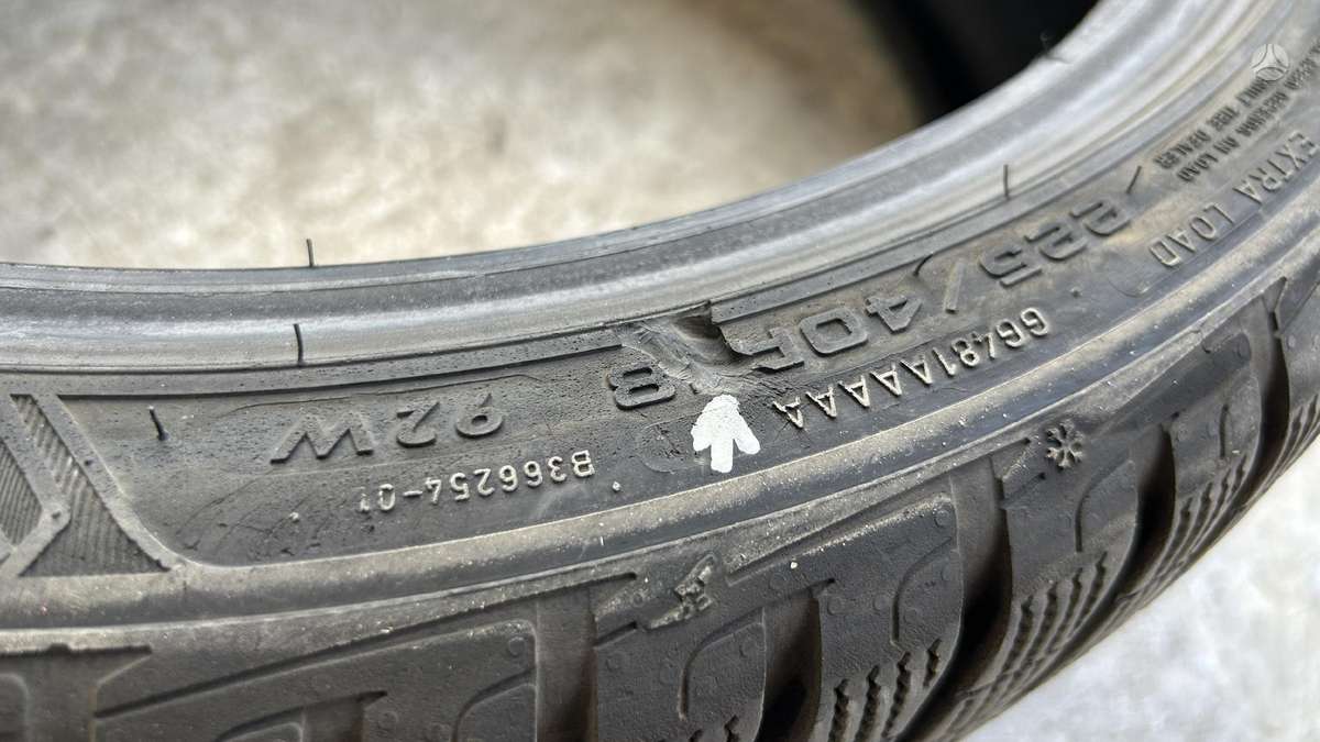 Goodyear ULTRA GRIP, winter 225/40 R18