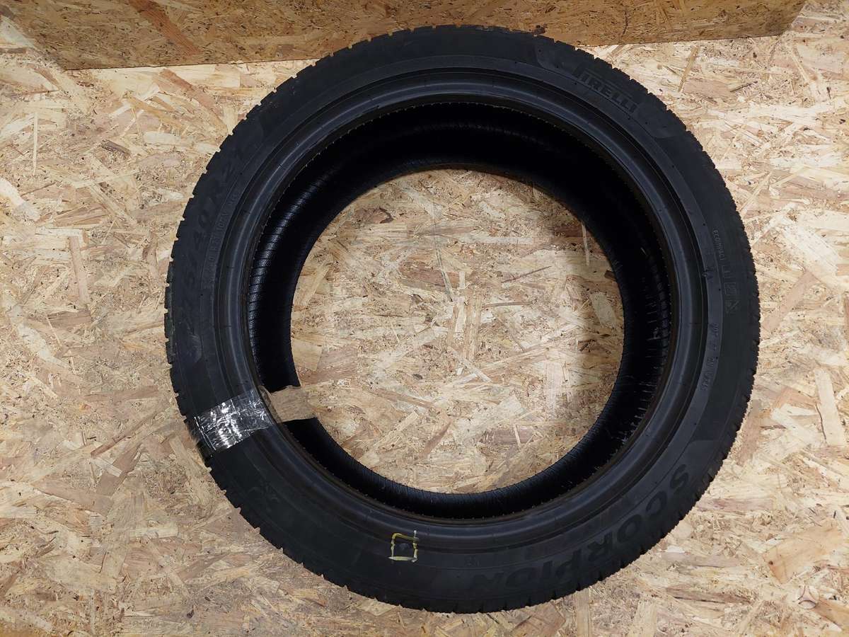Pirelli SCORPION WINTER, winter 275/40 R21