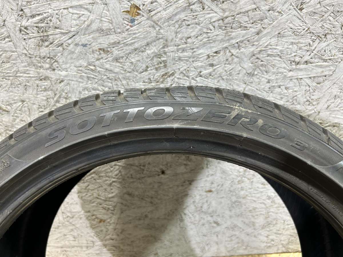 Pirelli SOTTOZERO 3, winter 255/35 R19