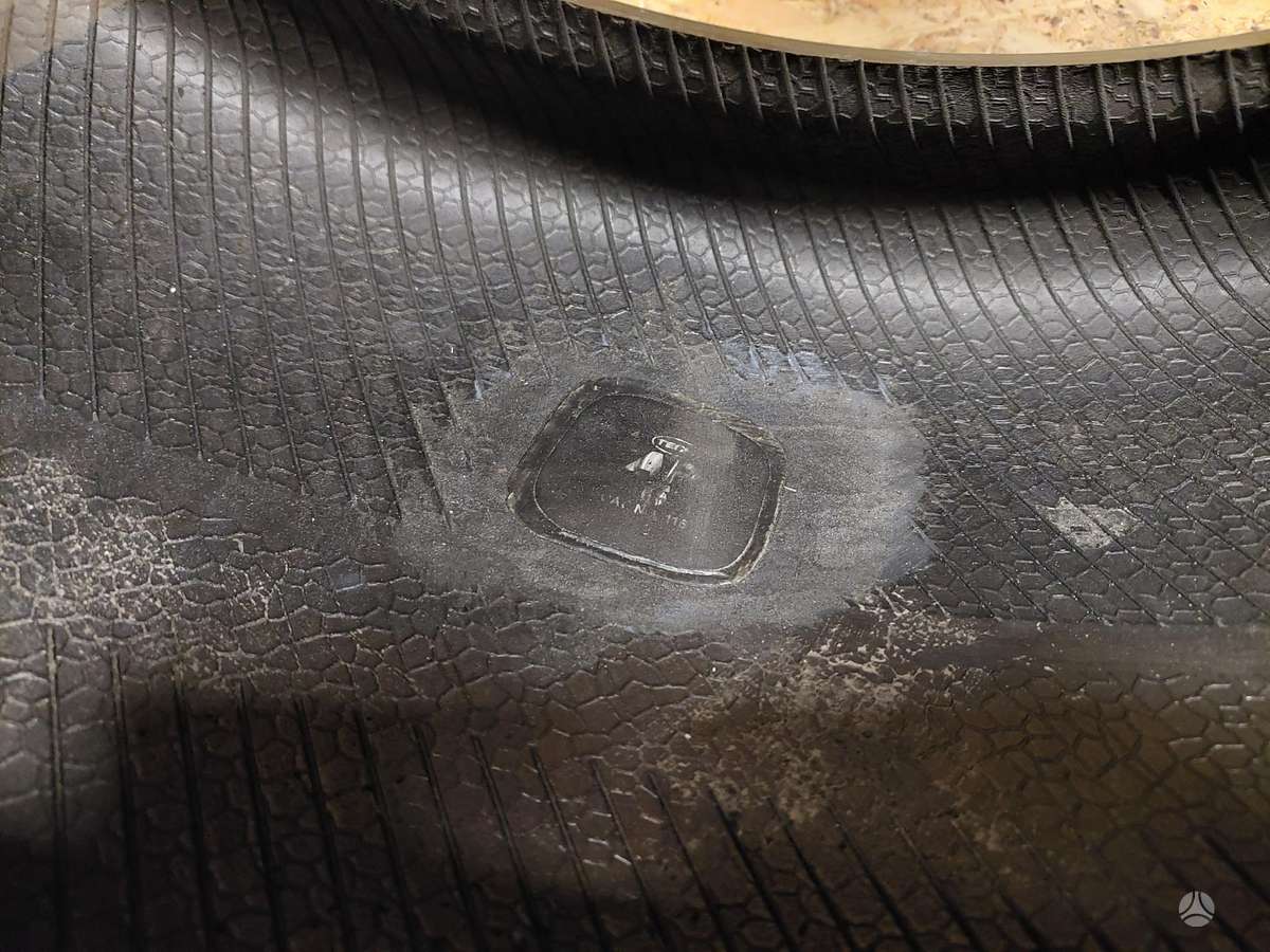 Vredestein WINRAC PRO, winter 255/40 R21