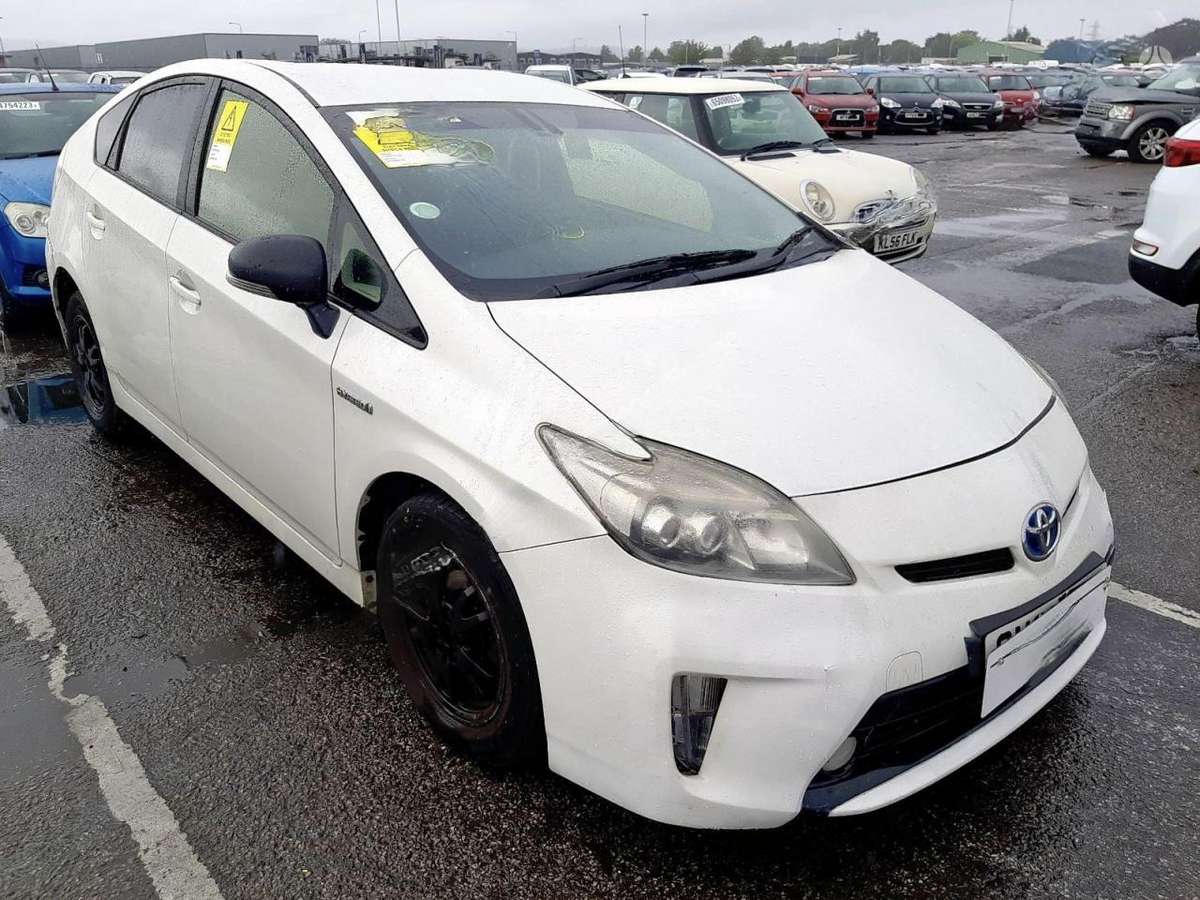 Toyota Prius, 2ZR-FXE / 070