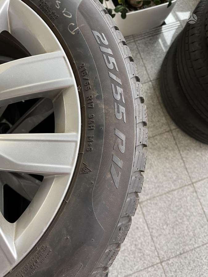 Volkswagen Passat, light alloy, R17